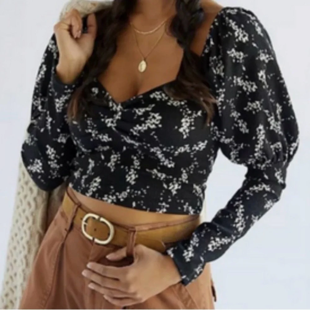 Anthropologie black floral Sweetheart Top Puff Sleeve smocked Blouse Black  XL